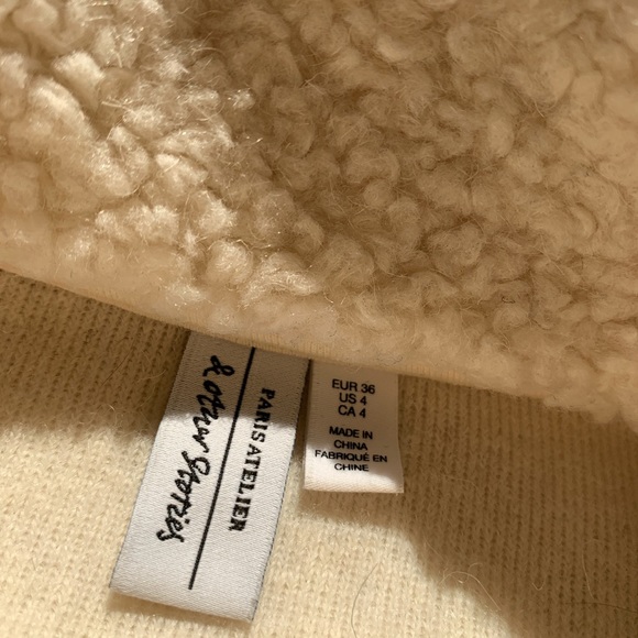 SOLD 🚨 & Other Stories- Faux shearling pullover - Picture 4 of 5